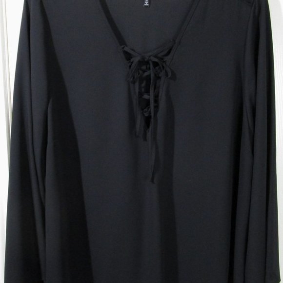 Charlotte Russe LS Black Semi Sheer Blouse, Lace-Up V-Neck, Shoulder Cutouts, 3X - Picture 1 of 5
